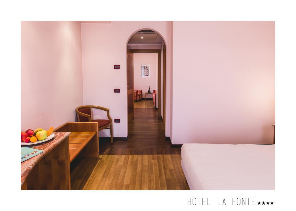 La Fonte Hotel Ome Екстериор снимка