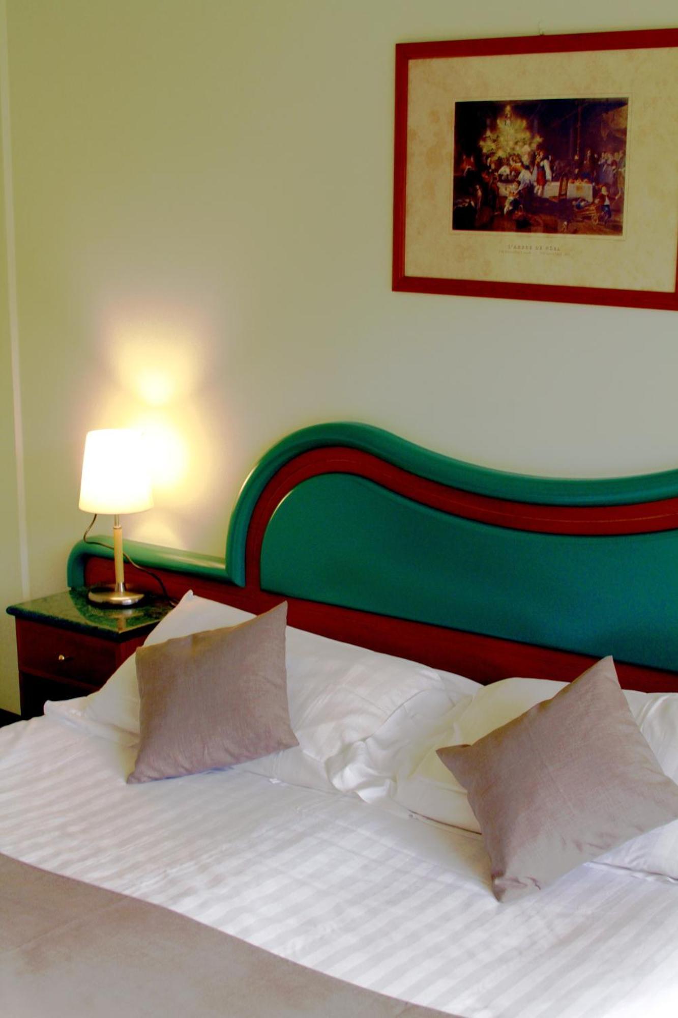 La Fonte Hotel Ome Екстериор снимка