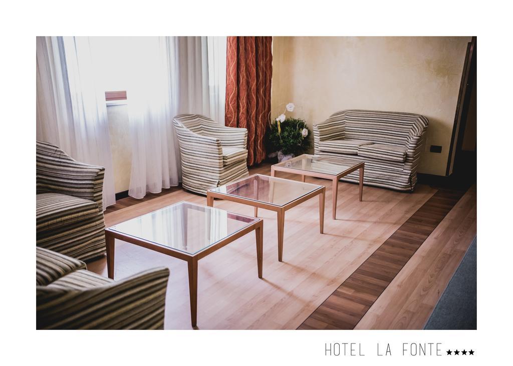 La Fonte Hotel Ome Екстериор снимка