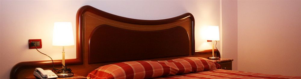 La Fonte Hotel Ome Екстериор снимка